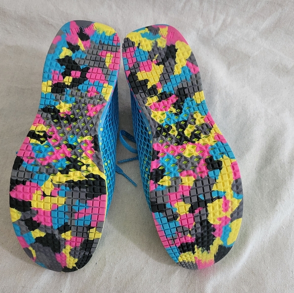 NoBull RARE neon blue glitch mesh runners men's 7/women's 9 Worn once! Like New! - Picture 9 of 9
